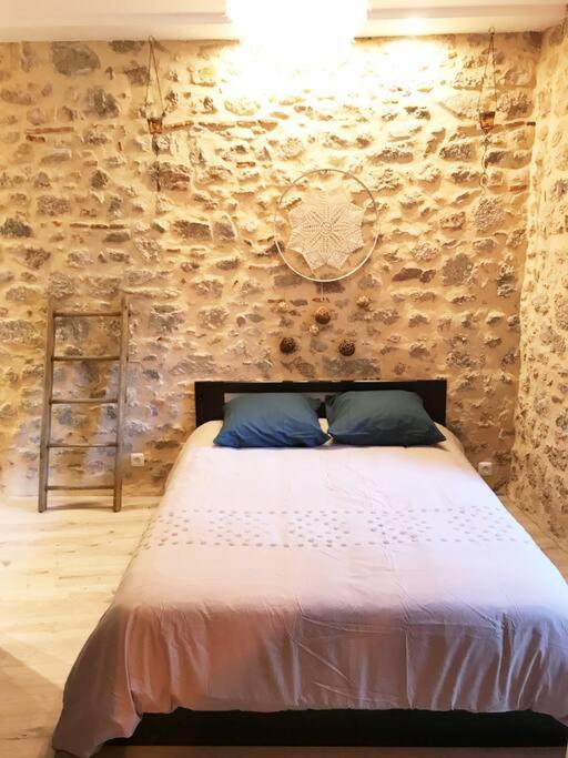 Du Haut Des Remparts Brigueuil Εξωτερικό φωτογραφία